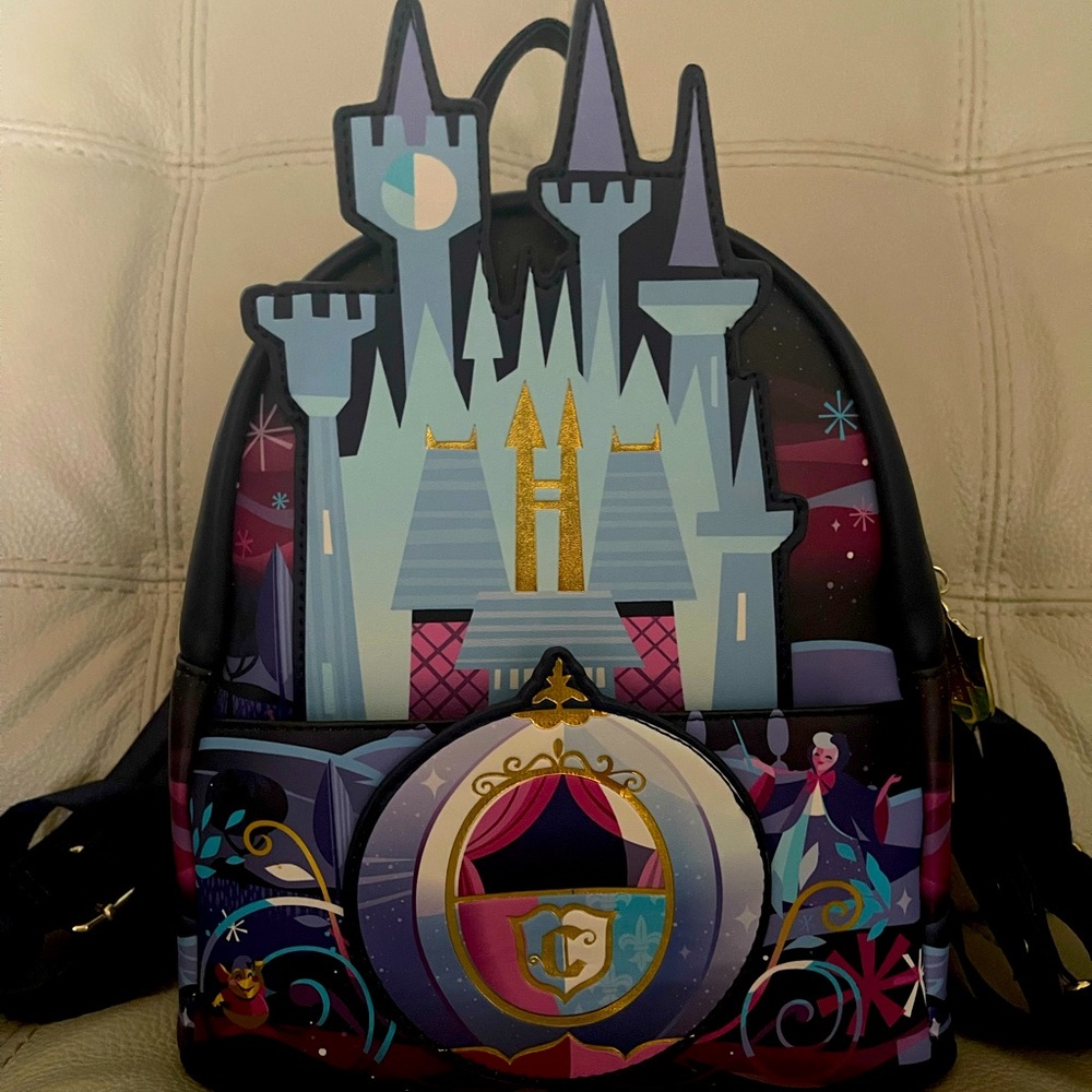 Disney loungefly Cinderella backpack